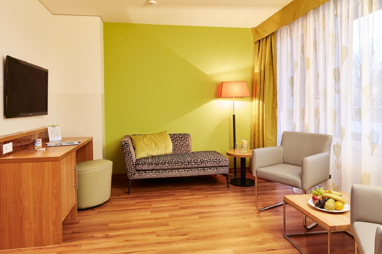 באד ראדקרסבורג Thermalhotel Fontana מראה חיצוני תמונה